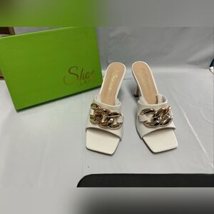 White Chain Detail Women's Shoes